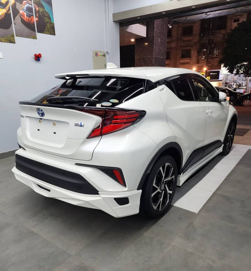 Toyota C-HR 2020 C-HR G 3