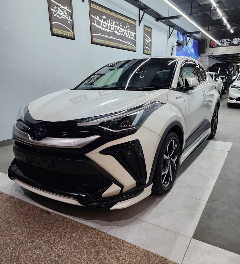 Toyota C-HR 2020 C-HR G 5