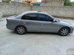 Honda Civic Oriel 2004