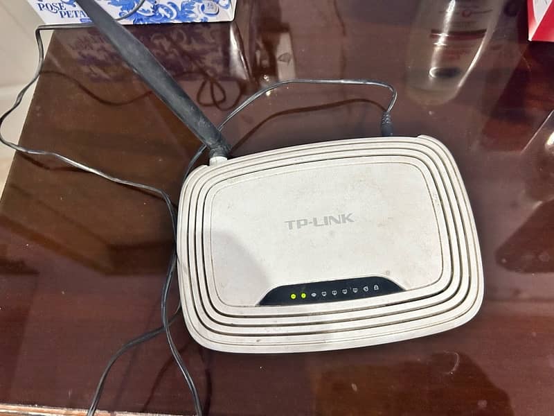 TP-Link 150Mbps Wireless N Router 0