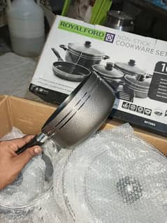 RoyalFord Non stick cookware set