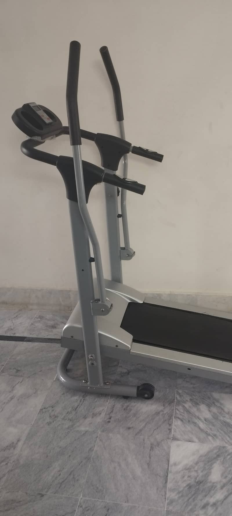 Manual Treadmill 12