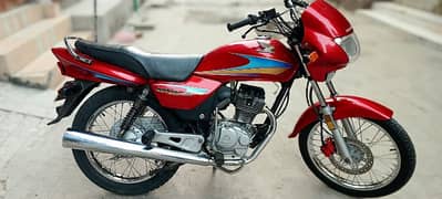 Red Color Beauti Bike