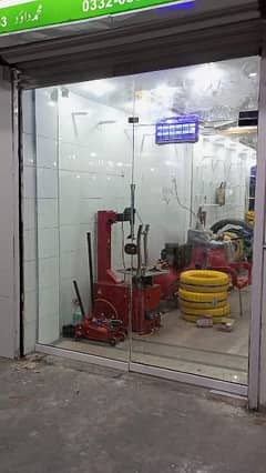 12mm glass shop