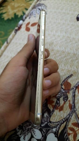 htc 1m9 2gb ram 32gb memory 3