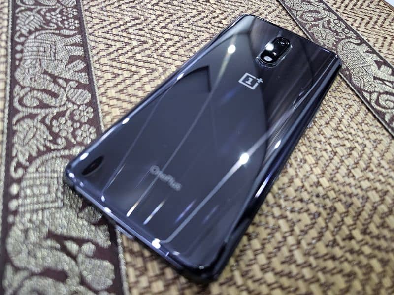 OnePlus 7  8/256 1