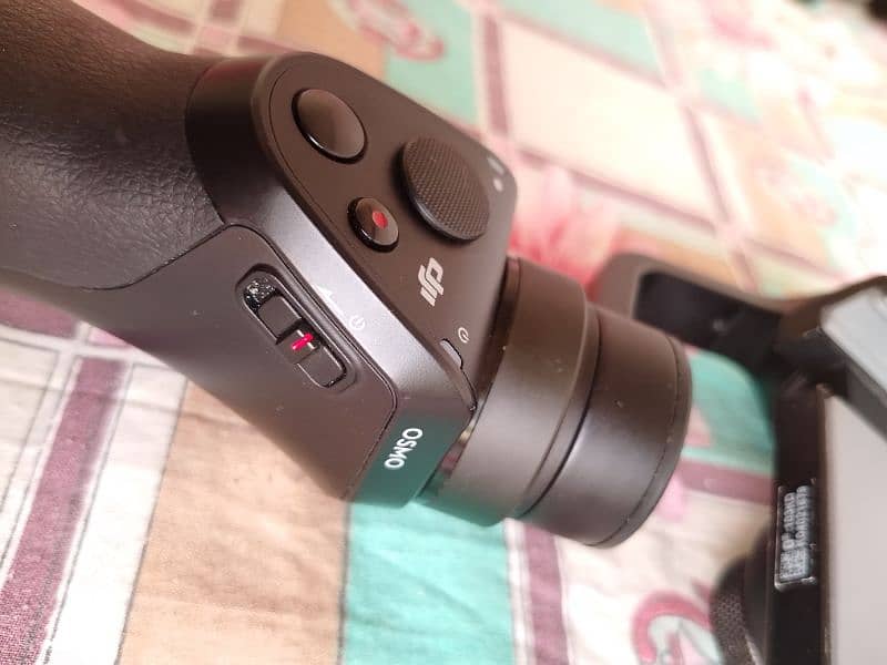 DJI OSMO handheld steblizer 2