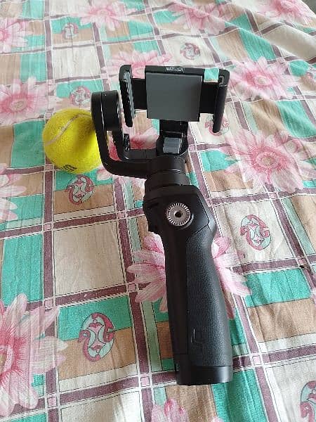 DJI OSMO handheld steblizer 4