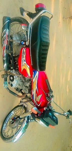 Urgent for sale honda 125 2