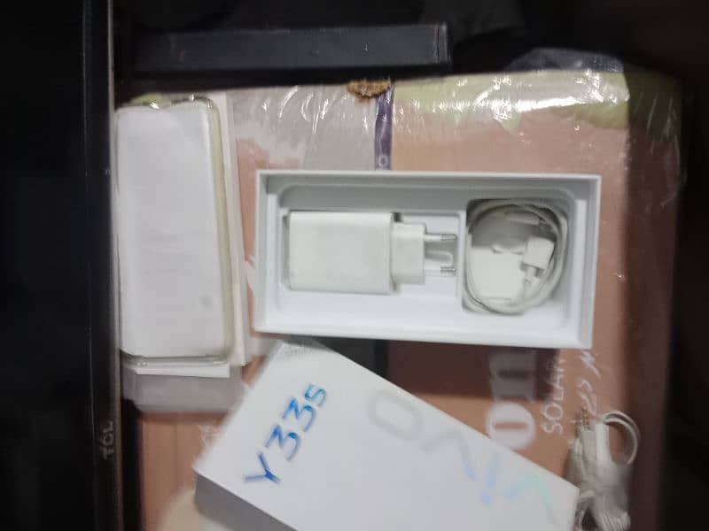 vivo y33s 8gb 128gb  10/10 lush condition 2