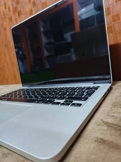 Apple MacBook Pro