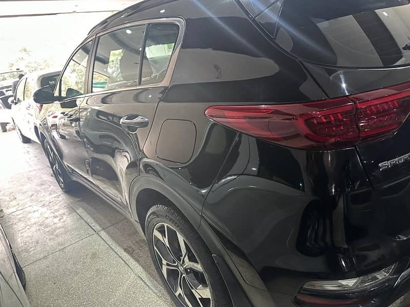 KIA Sportage 2021 5