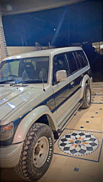 Mitsubishi Pajero 1994 4