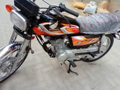 Honda 125 Karachi number 22 model