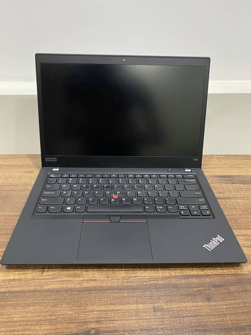 Lenovo Thinkpad T490 (Touchscreen) 8