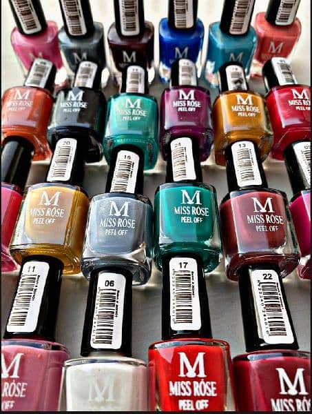 pack of 24 nail paints 40% off 1