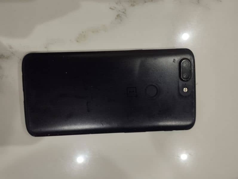 OnePlus 5T 6gb RAM +64gb ROM 6