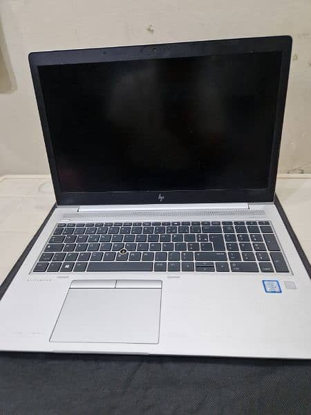 HP 840 G5 2