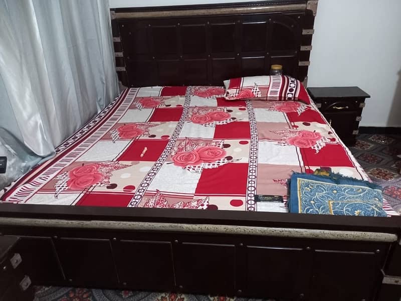 Double Bed With form 10/10 Condition 2