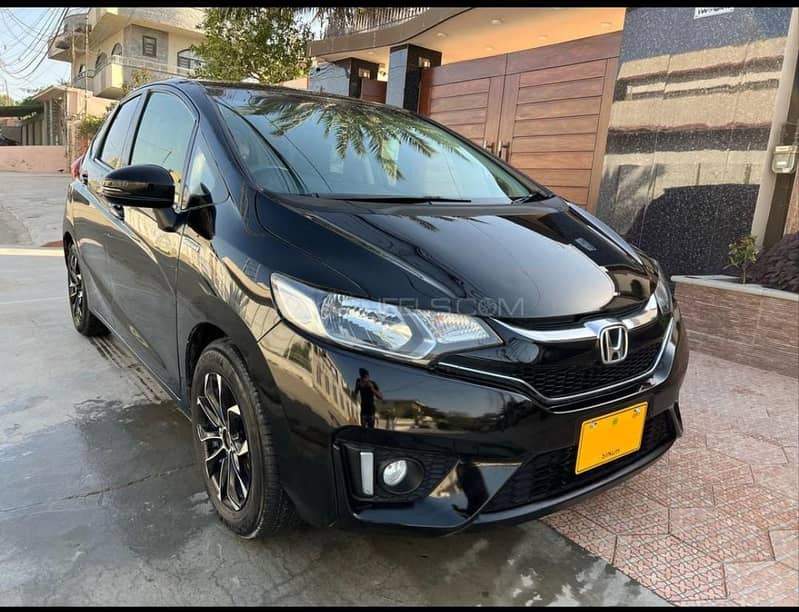 Honda Fit 2017 S Hybrid 13