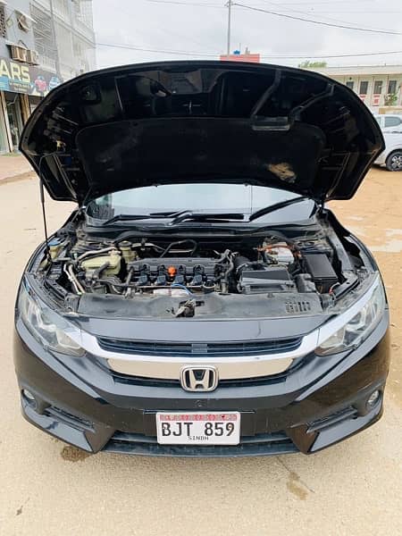 Honda Civic Oriel 2017 4