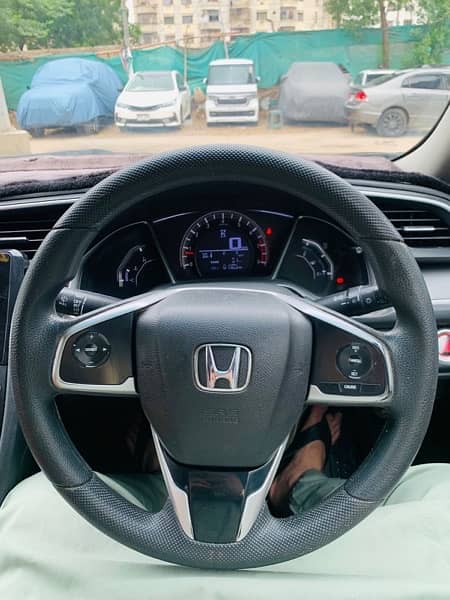 Honda Civic Oriel 2017 8