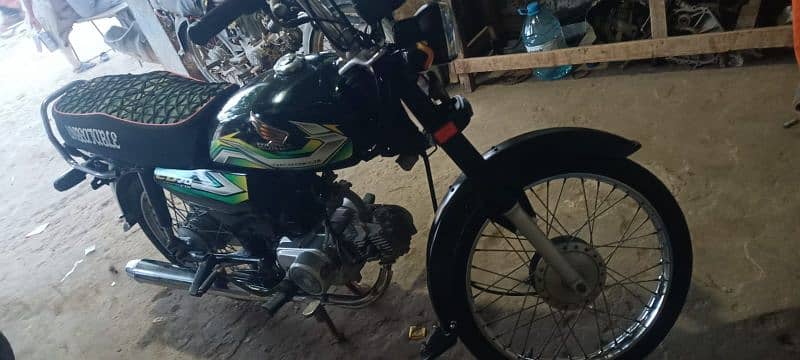 CD bike 22/23 reasonable price. add mukamal parho. 2