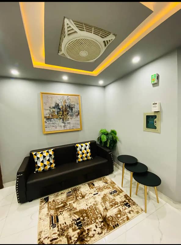 One bedroom luxury apartment for rent on daily basis in bahria town lahore 1