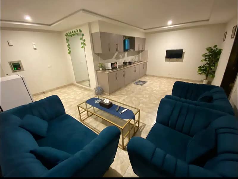 One bedroom apartment for rent on daily basis in bahria town lahore 3