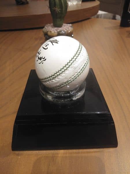 Shaheen Shah Afridi Signed Ball 1