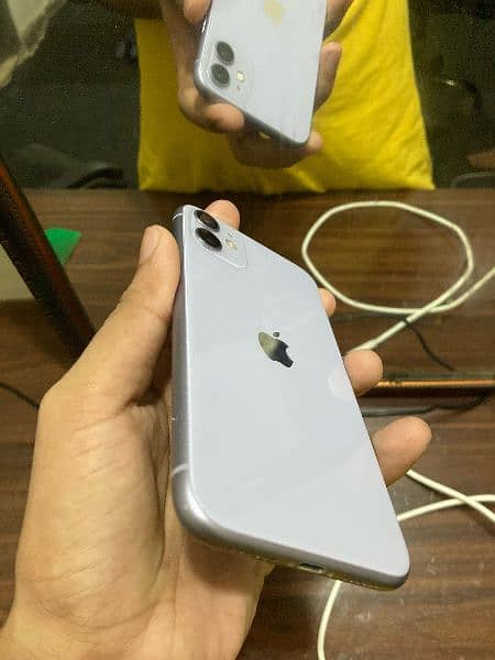 iPhone 11 6