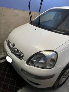 Toyota Vitz 2003