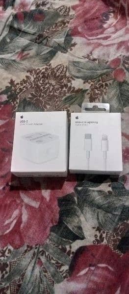 Original Iphone 20watt fast charger 0