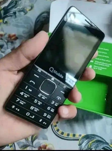 Q Mobile E4 Big new ha bilkul 0