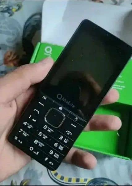 Q Mobile E4 Big new ha bilkul 1