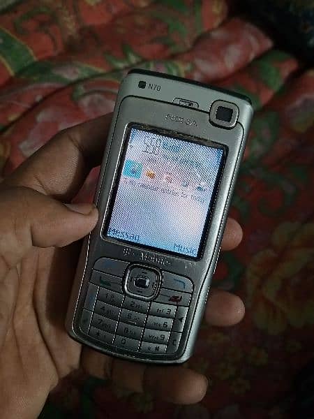 Nokia N70 0