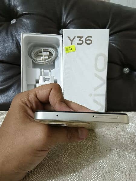 URGENT SALE MY VIVO Y36 (8GB+128GB) 10/10 CONDITION UNDER WARRANTY 5