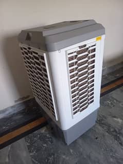 canon air cooler with ice bags