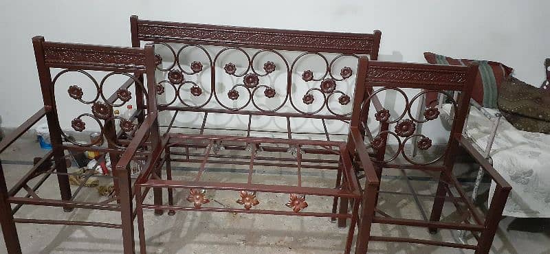 incomplet New iron furniture 5 Setar Sofa With Table & Dreseing Table 0