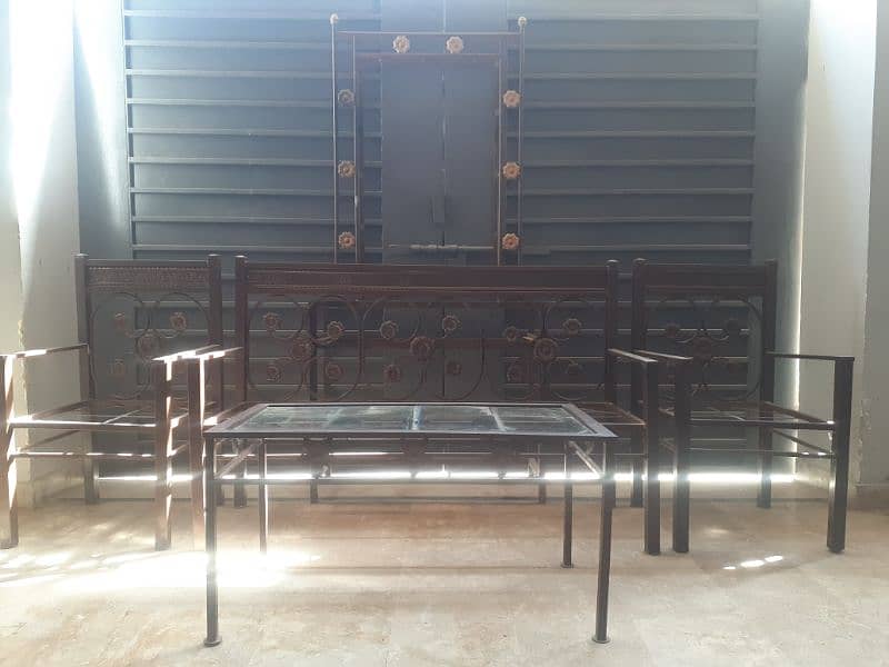 incomplet New iron furniture 5 Setar Sofa With Table & Dreseing Table 4