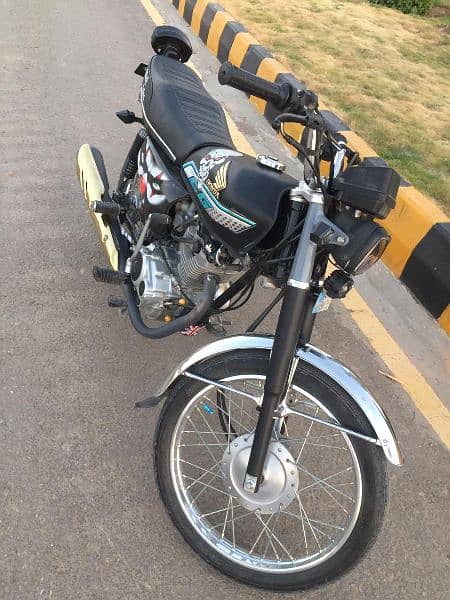 Honda 125 for sale 21 model 3