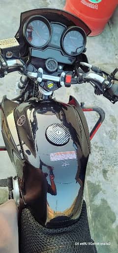 very neet and clean bike just buy and drive without any problem 0