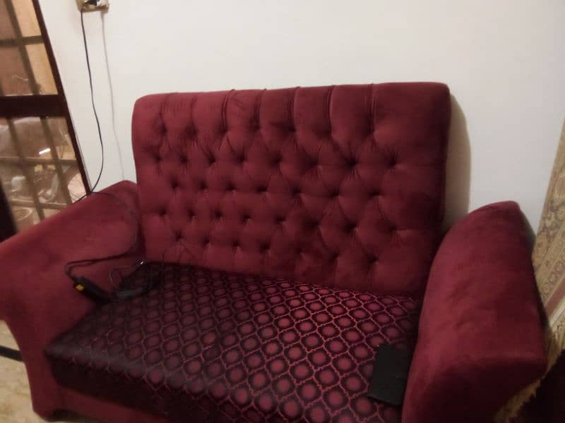 7 seater sofa set ,table , curtains 5