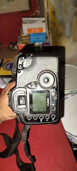 canon DSLR DS6031 8