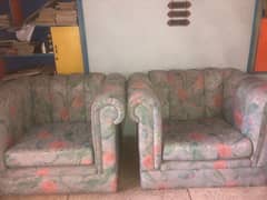 2 pieces of sofa seaters/ sofa seats 0