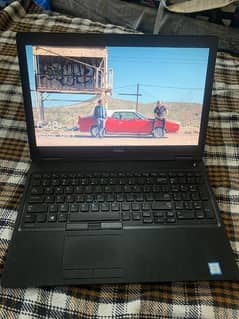 Dell laptop i5 7th gen full screen