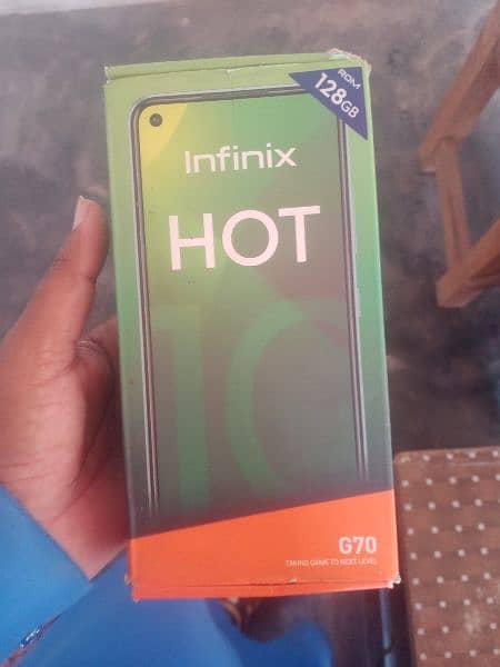 infinix hot 10 4/128 6