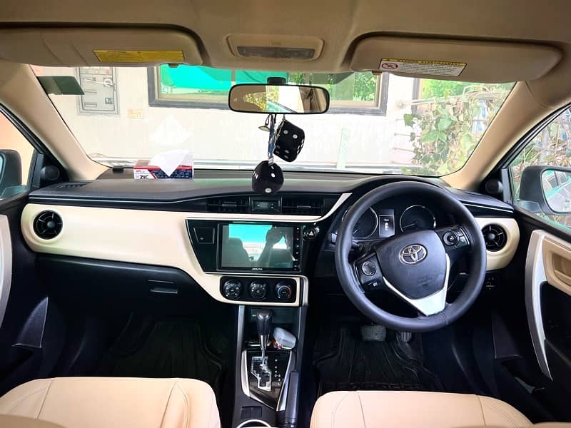 Corolla Altis Late 2019 model in lush condition 9