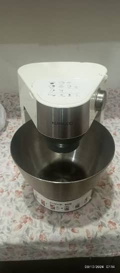 Kenwood stand mixer