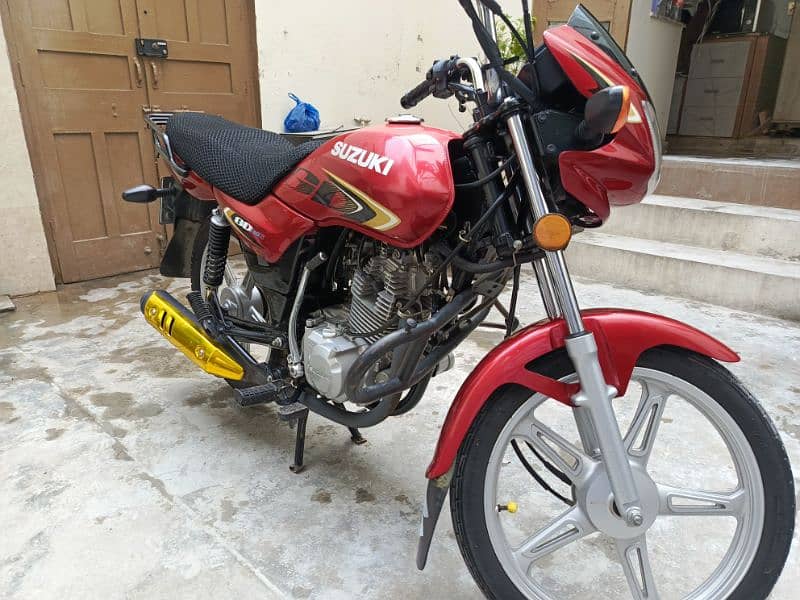 Suzuki GD 110S 2